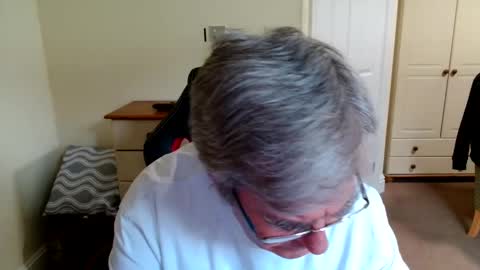 wanttobefree90 online show from 06-02-26, 05:59