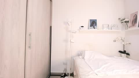 Snapshot of warayana chatting on 09-19-25, 03:45 Warayana online show from 09-19-25, 03:45