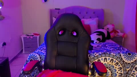 EMILY online show from 01-07-25, 10:01