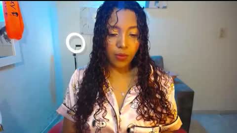 EMILY online show from 04-06-26, 11:00