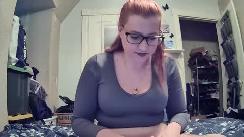 Snapshot of warwhore24 chatting on 02-06-25, 07:07 warwhore24 online show from 02-06-25, 07:07