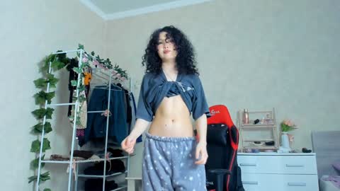 Snapshot of wastforu chatting on 12-02-24, 06:52 wastforu online show from 12-02-24, 06:52