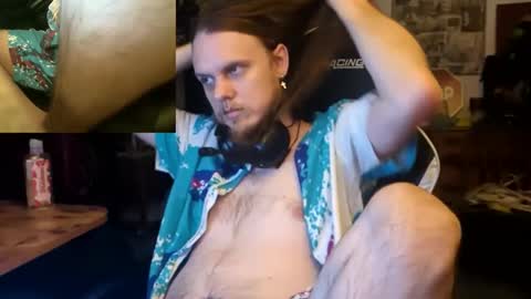 Snapshot of watchmegamer chatting on 11-24-25, 04:23 watchmegamer online show from 11-24-25, 04:23