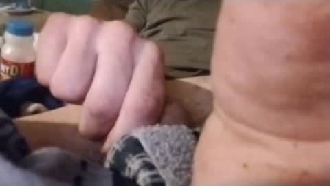 Snapshot of watchmespun chatting on 11-24-25, 04:34 watchmespun online show from 11-24-25, 04:34