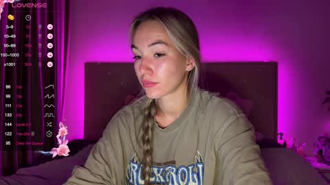 Snapshot of watergirl_ chatting on 10-05-25, 09:56 Im saving up for a new car help me online show from 10-05-25, 09:56