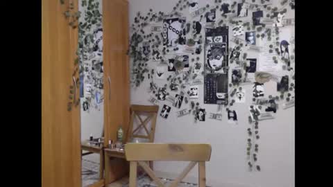 Mina online show from 10-23-25, 07:12