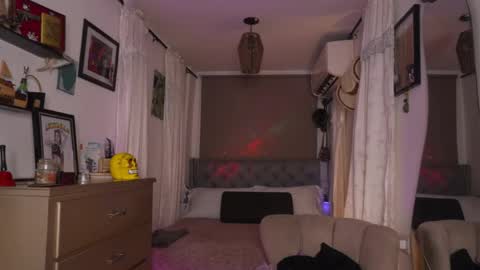 Snapshot of wayuu_goddess chatting on 05-17-26, 09:00 Wayuu Goddess 3 online show from 05-17-26, 09:00