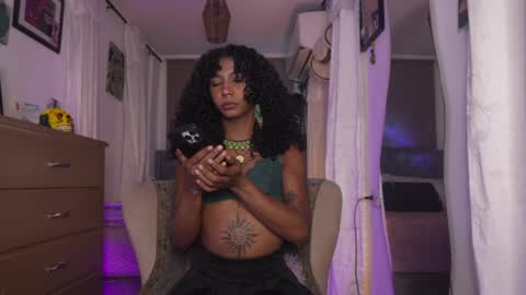 Snapshot of wayuu_goddess chatting on 05-21-26, 08:05 Wayuu Goddess 3 online show from 05-21-26, 08:05