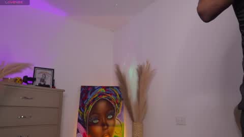 Snapshot of wayuu_goddess chatting on 06-12-26, 08:41 Wayuu Goddess 3 online show from 06-12-26, 08:41