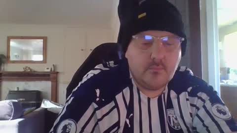 Snapshot of wbadave86 chatting on 01-09-25, 01:13 JustMeCoverYou online show from 01-09-25, 01:13