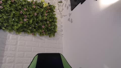 Snapshot of we_n_you chatting on 02-11-25, 02:46 Trixie 3 online show from 02-11-25, 02:46