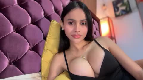 Maggie online show from 04-09-26, 02:55