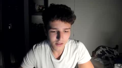 Snapshot of wee_willy_winky chatting on 05-27-26, 10:51 wee_willy_winky online show from 05-27-26, 10:51