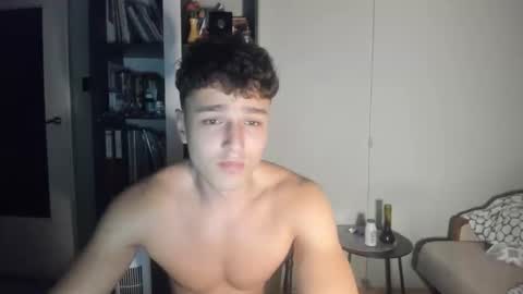 Snapshot of wee_willy_winky chatting on 06-09-26, 11:16 wee_willy_winky online show from 06-09-26, 11:16