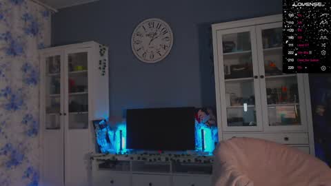  moon  online show from 01-07-25, 01:14