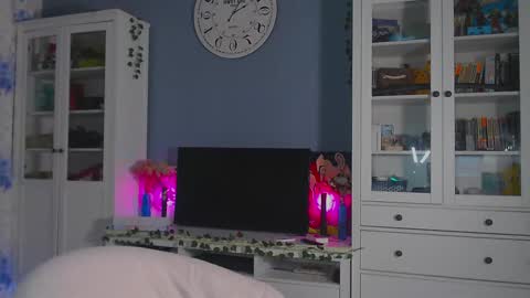  moon  online show from 02-09-25, 03:23