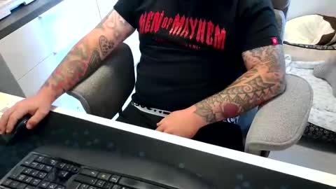 Snapshot of weldemann666 chatting on 05-27-26, 07:16 weldemann666 online show from 05-27-26, 07:16