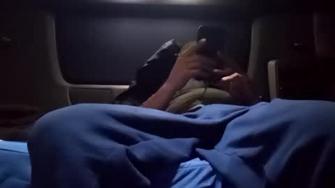 Snapshot of wellhung19781 chatting on 04-05-26, 02:25 wellhung19781 online show from 04-05-26, 02:25