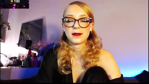 Snapshot of welliza chatting on 02-26-25, 02:15 Liza online show from 02-26-25, 02:15