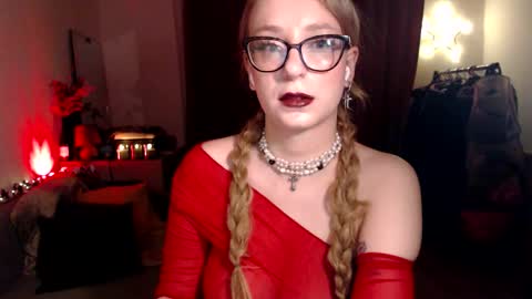 Snapshot of welliza chatting on 11-21-25, 11:36 Liza online show from 11-21-25, 11:36