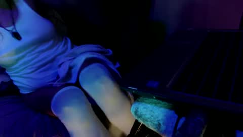 Snapshot of weluvwoman84 chatting on 01-05-25, 12:10 RiZZA and MiKE online show from 01-05-25, 12:10