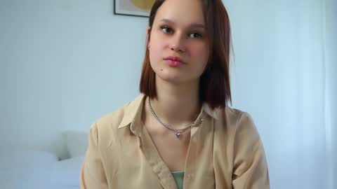 Nora online show from 09-09-25, 06:35