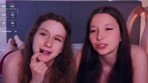 Nora online show from 04-15-26, 07:59