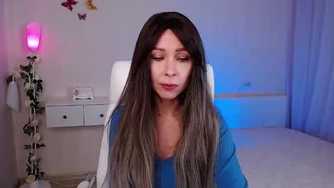 Wendi Foster online show from 02-24-25, 05:09