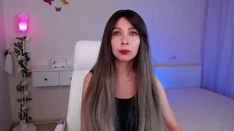 Wendi Foster online show from 03-06-25, 07:21