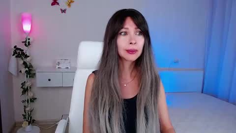 Wendi Foster online show from 09-24-25, 06:55