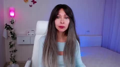 Wendi Foster online show from 09-29-25, 07:19