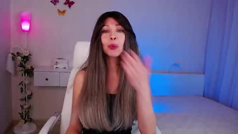 Wendi Foster online show from 02-12-26, 07:31