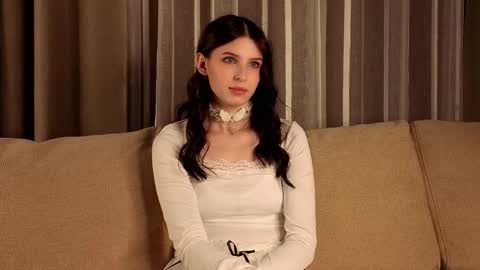 Kristin online show from 03-27-26, 12:27