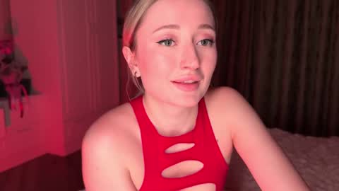 Daisy    online show from 01-30-25, 05:39