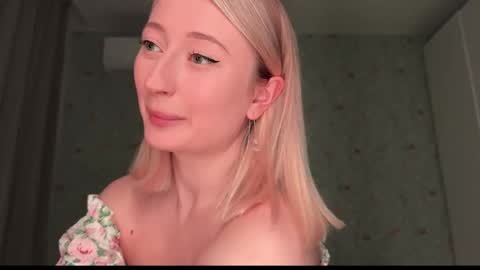 Daisy    online show from 02-02-26, 06:06