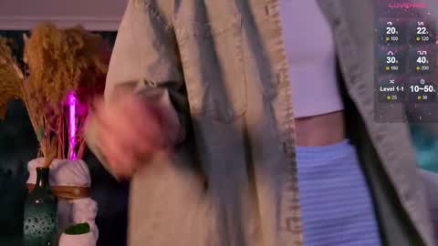 Snapshot of wendygilber chatting on 10-19-25, 09:10 Wendy online show from 10-19-25, 09:10