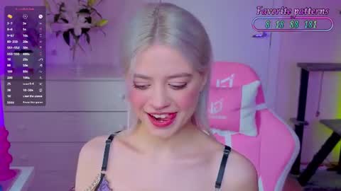 Snapshot of wendylovelylovew chatting on 06-09-26, 04:18 Wendy online show from 06-09-26, 04:18