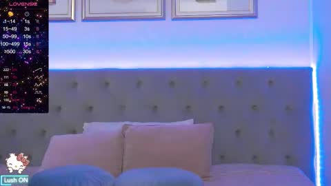 Snapshot of wendymay chatting on 10-07-25, 07:05 Wendy online show from 10-07-25, 07:05