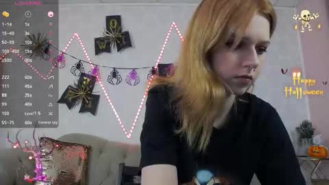 Snapshot of wendymay chatting on 10-29-25, 07:21 Wendy online show from 10-29-25, 07:21