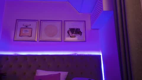 Snapshot of wendymay chatting on 11-24-25, 07:41 Wendy online show from 11-24-25, 07:41