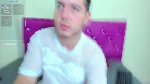 wendyyhot69 online show from 03-15-26, 09:21