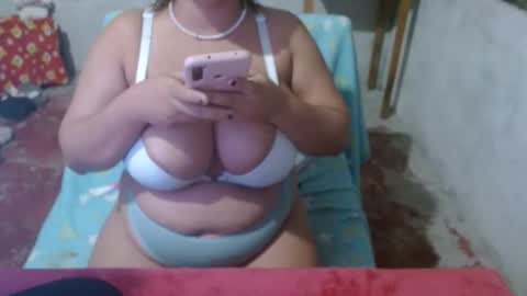 kitty online show from 10-27-25, 06:28