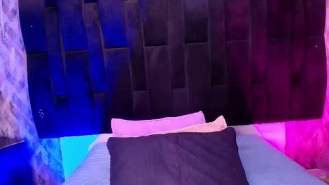 WEN SHENG online show from 09-28-25, 07:19