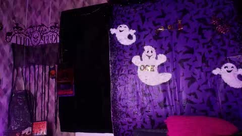 WEN SHENG online show from 10-31-25, 07:37