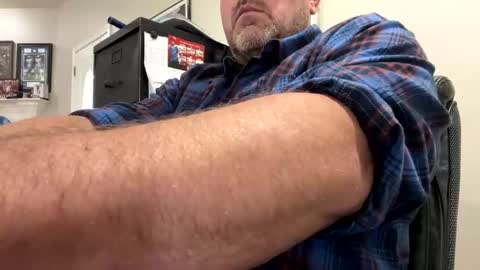 wes40960 online show from 11-17-25, 05:19