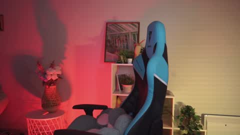 little girl who is always rightLisa online show from 01-05-25, 02:27