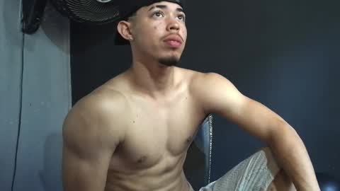 Snapshot of wesley_77 chatting on 03-08-26, 04:55 wesley_77 online show from 03-08-26, 04:55