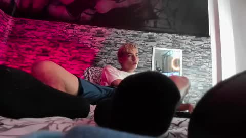 Snapshot of wesley_boy chatting on 09-17-25, 11:50 Wesley Boy online show from 09-17-25, 11:50