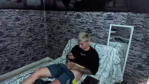 Snapshot of wesley_boy chatting on 09-20-25, 12:44 Wesley Boy online show from 09-20-25, 12:44