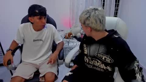 Snapshot of wesley_boy chatting on 09-24-25, 03:54 Wesley Boy online show from 09-24-25, 03:54